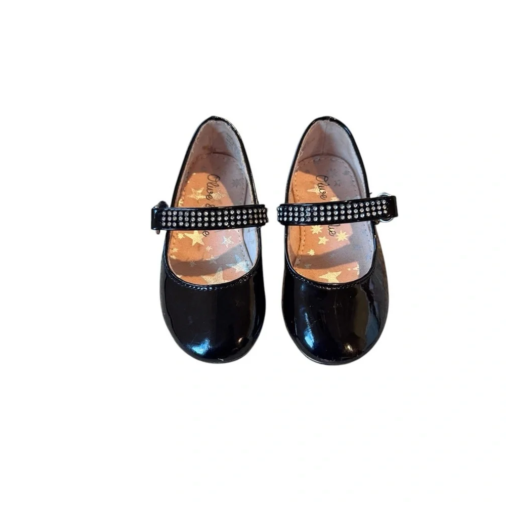 Girls Dress Shoes Bundle Black Mary Jane & White Bow Flats Size 5